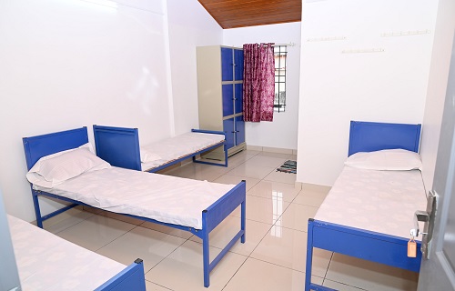 alnas hostel rooms